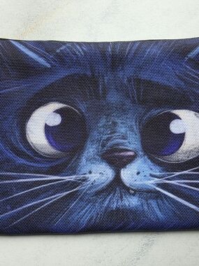 Blue Cat Face Pet Mat - Decorative Cat Design